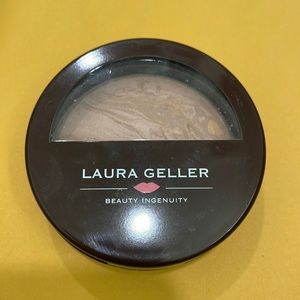Laura Geller - balance n brighten foundation regular